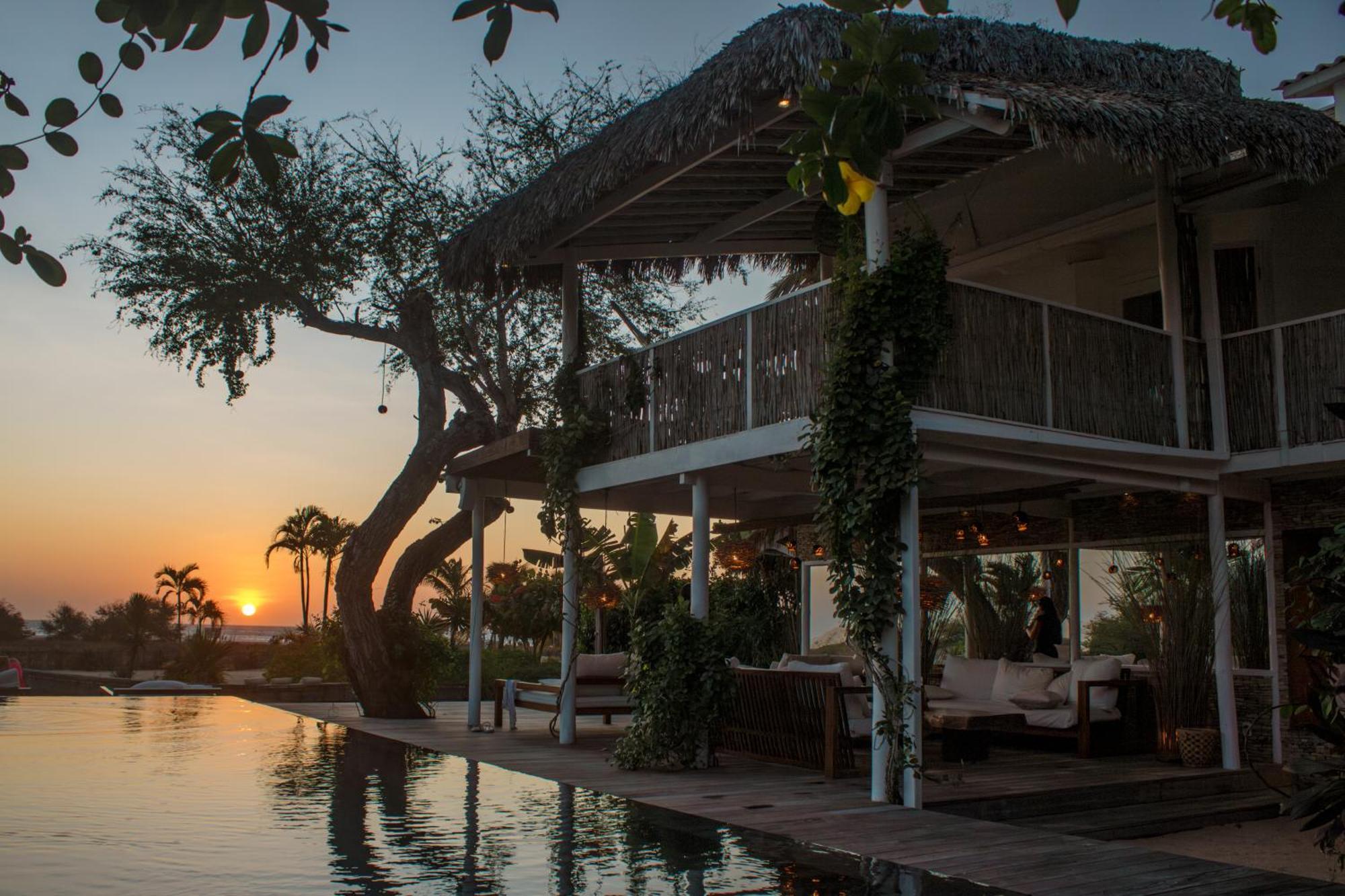 Villa Praia - La Villa Group Жижока-ди-Жерикуакуара Экстерьер фото